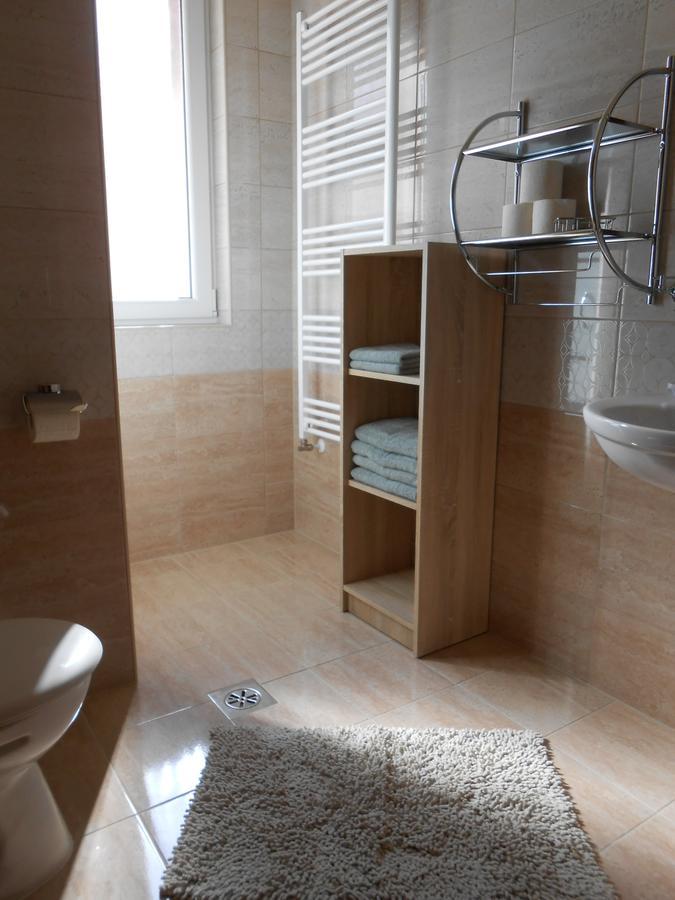 Imola és Andrea Apartmanház 2 Hajduszoboszlo Exterior foto