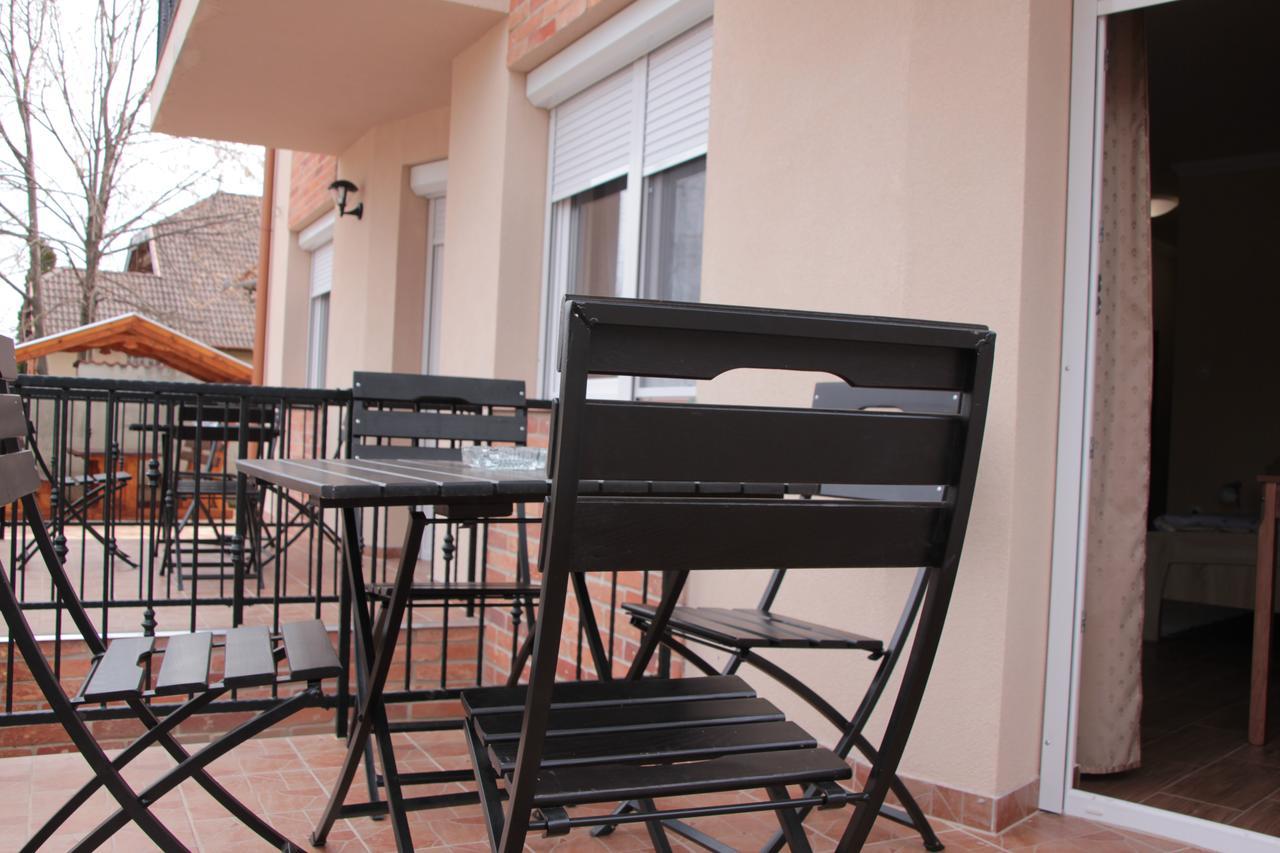 Imola és Andrea Apartmanház 2 Hajduszoboszlo Exterior foto