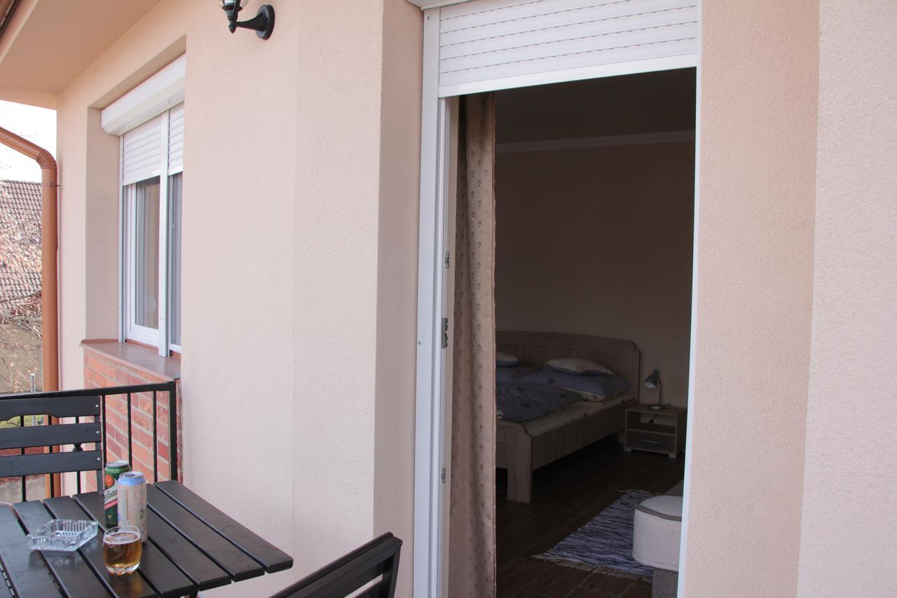 Imola és Andrea Apartmanház 2 Hajduszoboszlo Exterior foto