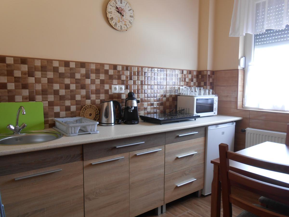 Imola és Andrea Apartmanház 2 Hajduszoboszlo Exterior foto