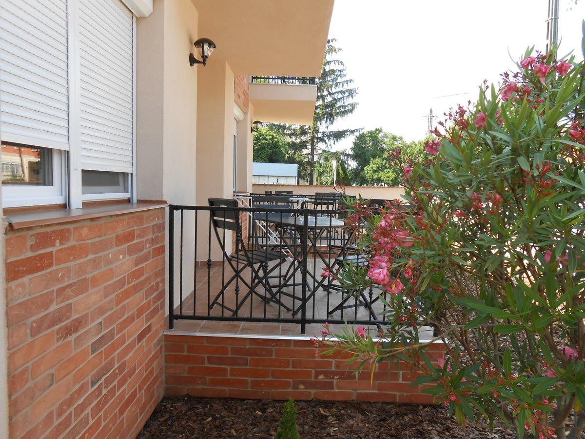 Imola és Andrea Apartmanház 2 Hajduszoboszlo Exterior foto